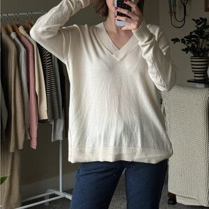 Vince Cream V-Neck Cashmere Sweater
